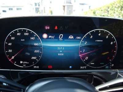 2025 Mercedes-BENZ E-CLASS 缩略图 22