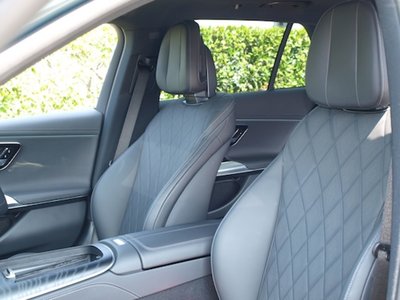 صورة 10 لـ 2025 Mercedes-BENZ E-CLASS