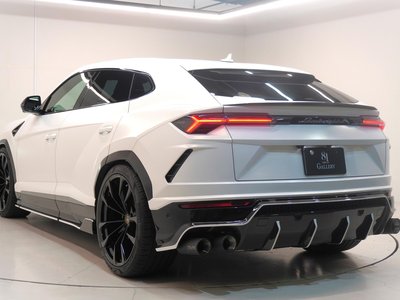 2019 Lamborghini URUS 照片 10