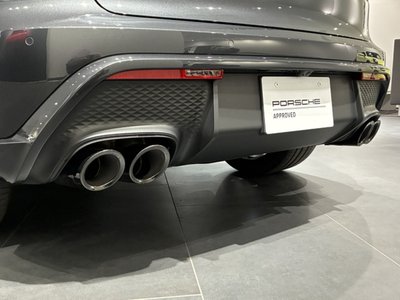 PORSCHE MACAN - 7