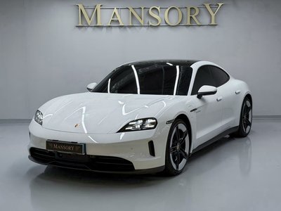 2025 Porsche TAYCAN 照片 1
