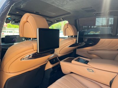 صورة مصغرة 50 لـ 2022 Lexus LS