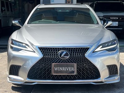 2022 Lexus LS photo 6