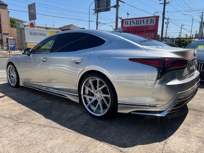 صورة مصغرة 19 لـ 2022 Lexus LS