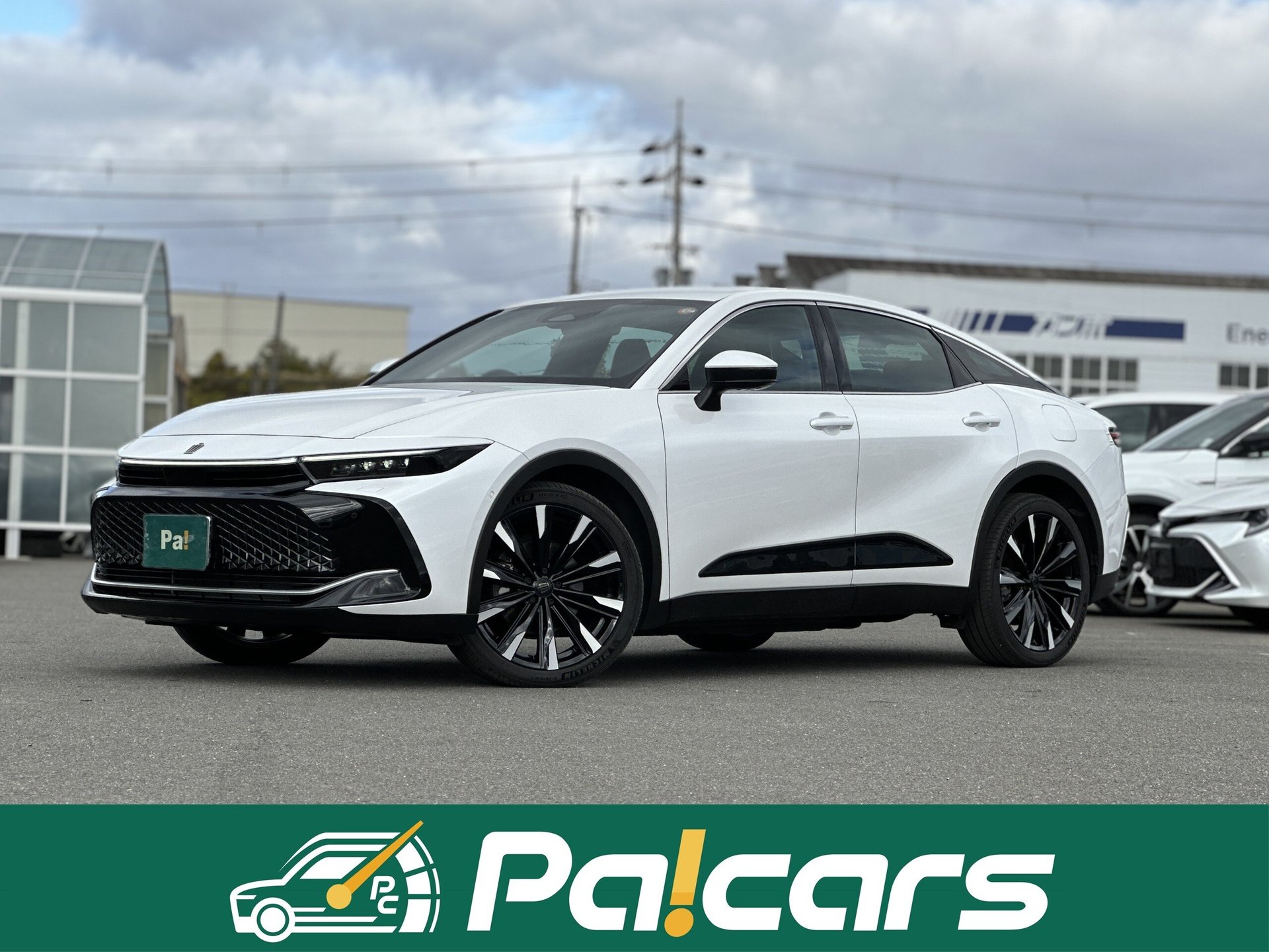 TOYOTA CROWN CROSSOVER - View 1