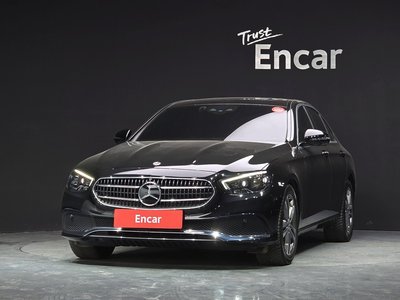 MERCEDES-BENZ E-CLASS - 2