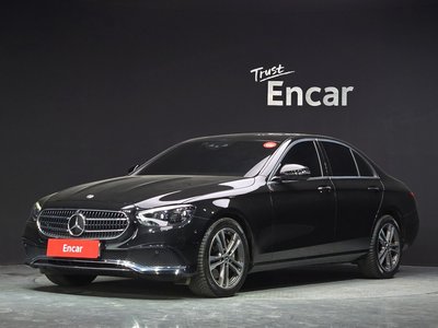 MERCEDES-BENZ E-CLASS - 1