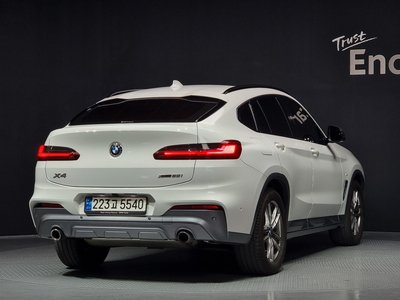 BMW X4 - 4