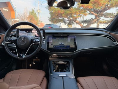 MERCEDES-BENZ E-CLASS - 5