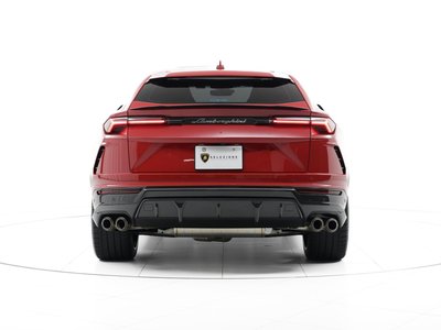 LAMBORGHINI URUS - 8