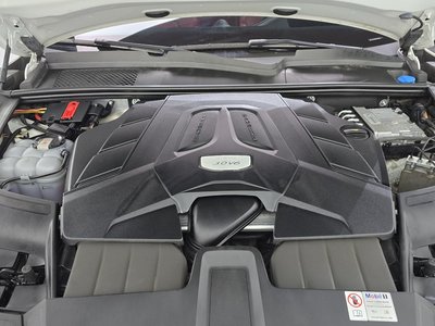 PORSCHE CAYENNE - 7