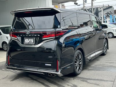 صورة 8 لـ 2024 Toyota VELLFIRE