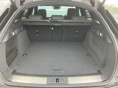 LAND ROVER RANGE ROVER VELAR 2024 thumbnail 28