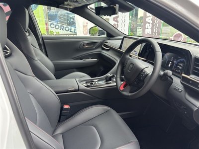 2026 Toyota CROWN SPORT thumbnail 13