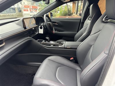 2026 Toyota CROWN SPORT thumbnail 12