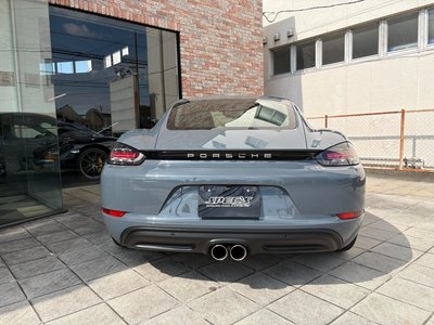 صورة 7 لـ 2018 Porsche 718