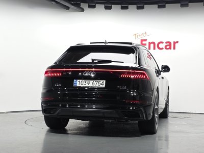 2023 AUDI Q8 照片 3