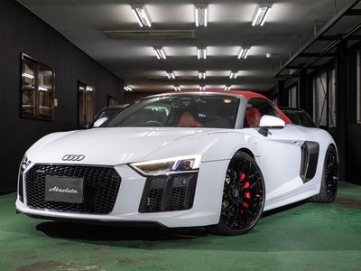 AUDI R8 SPYDER - 1