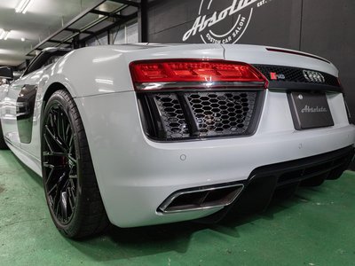 AUDI R8 SPYDER - 10