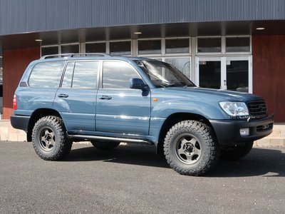 TOYOTA LAND CRUISER 100 - 2