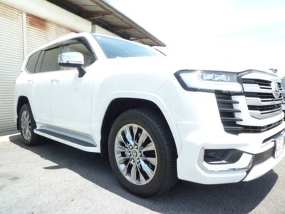 TOYOTA LAND CRUISER 300 - 4