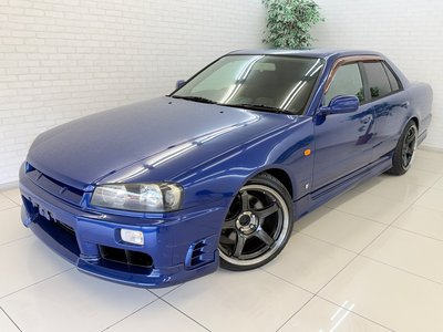 NISSAN SKYLINE - 1