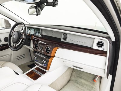 2020 ROLLS-ROYCE PHANTOM 缩略图 16
