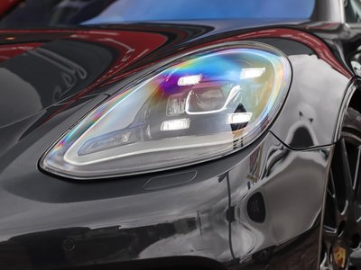 PORSCHE PANAMERA - 4