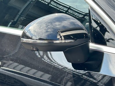 MERCEDES-BENZ GLC - 10