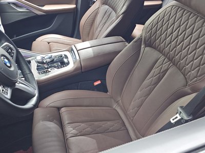 2022 BMW X6 — миниатюра 28