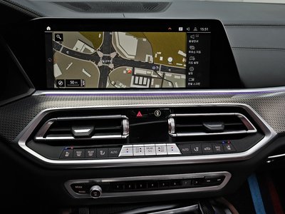 2022 BMW X6 — миниатюра 19