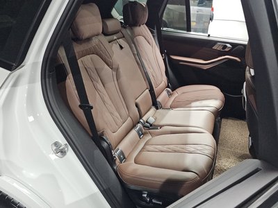 2024 BMW X5 缩略图 17