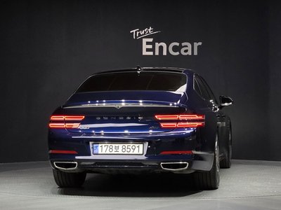 GENESIS G80 (RG3) - 3