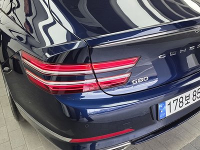 GENESIS G80 (RG3) - 10