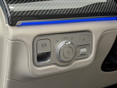 2023 Mercedes-BENZ GLS AMG — миниатюра 25