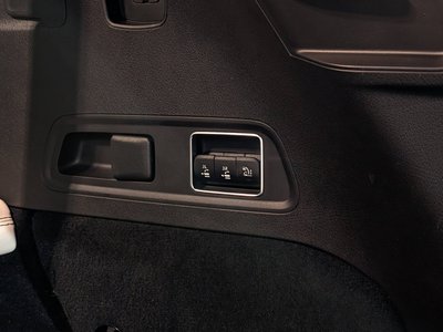 2023 Mercedes-BENZ GLS AMG — миниатюра 17