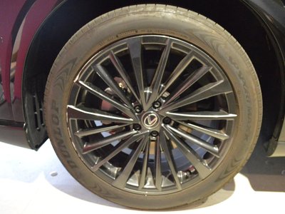 LEXUS RX - 8