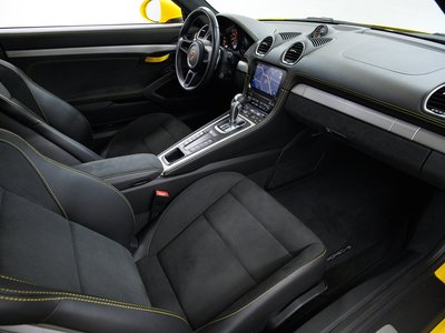 2022 Porsche 718 — миниатюра 13