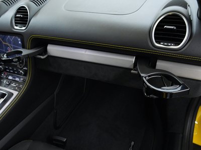 2022 Porsche 718 — миниатюра 16