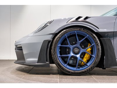PORSCHE 911 - 10