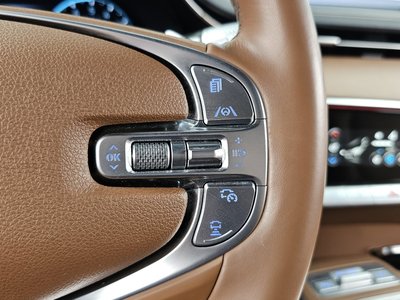 2021 Genesis GV70 — миниатюра 32