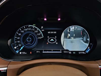 2021 Genesis GV70 — миниатюра 11
