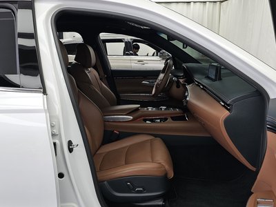 2021 Genesis GV70 — миниатюра 17