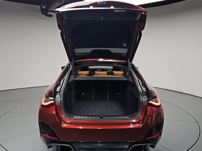 2023 BMW I4 缩略图 26