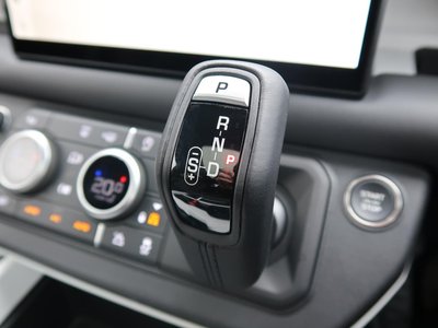 2025 LAND Rover DEFENDER — миниатюра 83