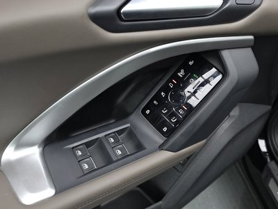 صورة مصغرة 30 لـ 2025 AUDI Q5
