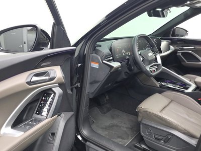 صورة مصغرة 13 لـ 2025 AUDI Q5