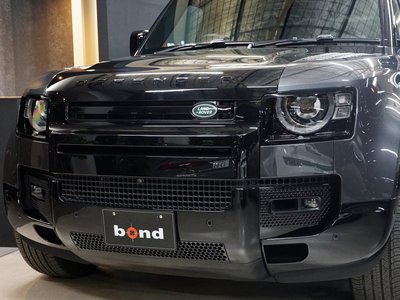 LAND ROVER DEFENDER - 7