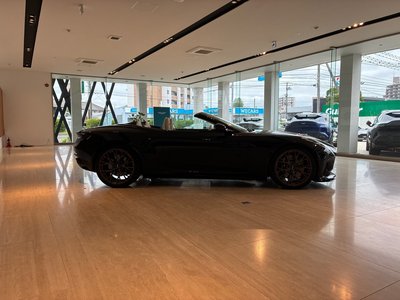 2025 Aston Martin DB12 VOLANTE 照片 11
