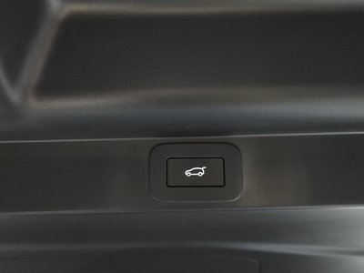 2025 LAND Rover RANGE ROVER 缩略图 32